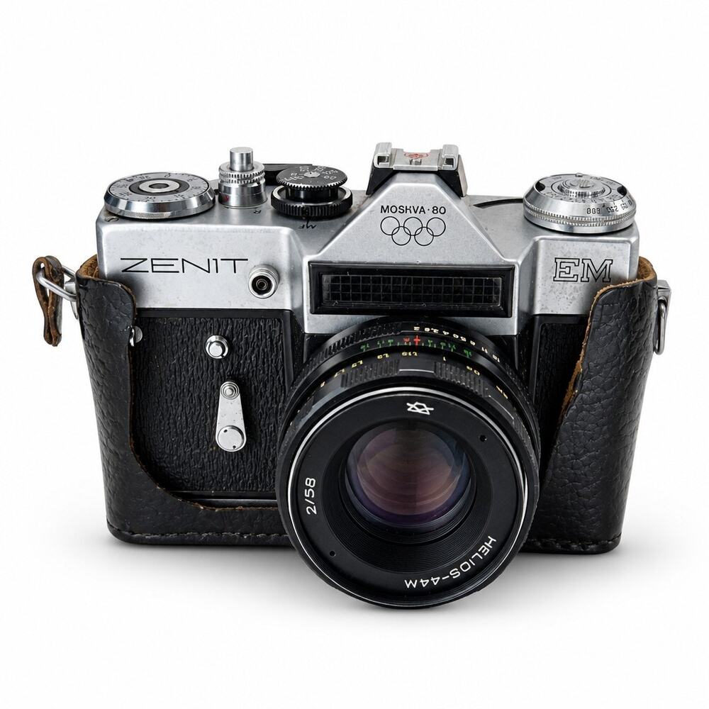 Zenit EM Moscow 80 Olympic 35mm SLR Film Camera w/ Helios-44M 58mm